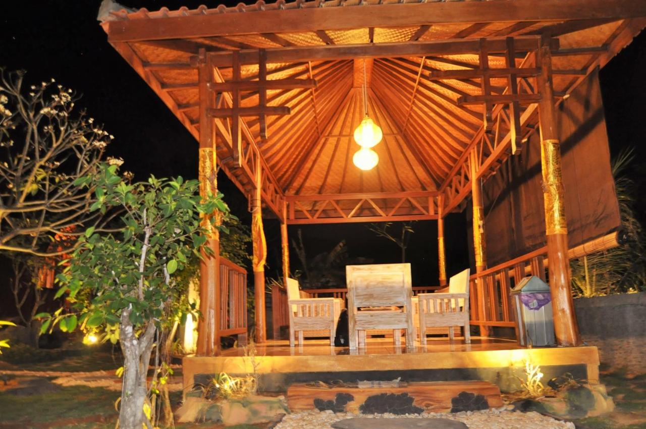 Setilas Bungalows Batununggul Dış mekan fotoğraf