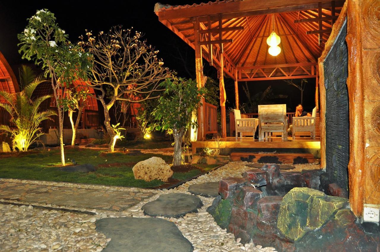 Setilas Bungalows Batununggul Dış mekan fotoğraf