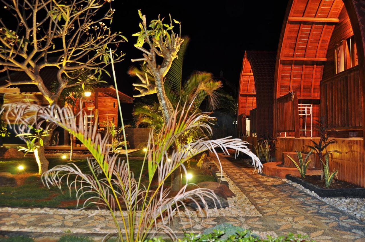 Setilas Bungalows Batununggul Dış mekan fotoğraf