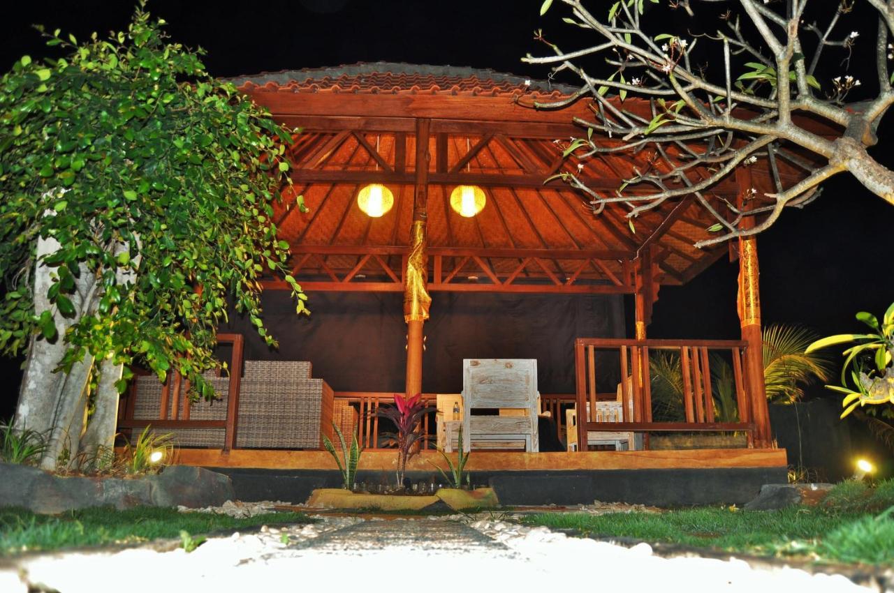 Setilas Bungalows Batununggul Dış mekan fotoğraf