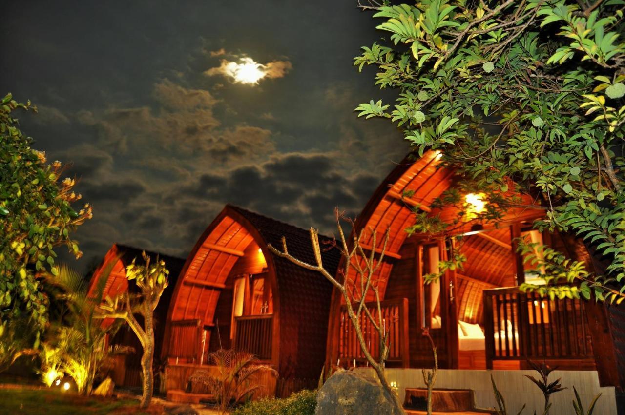 Setilas Bungalows Batununggul Dış mekan fotoğraf