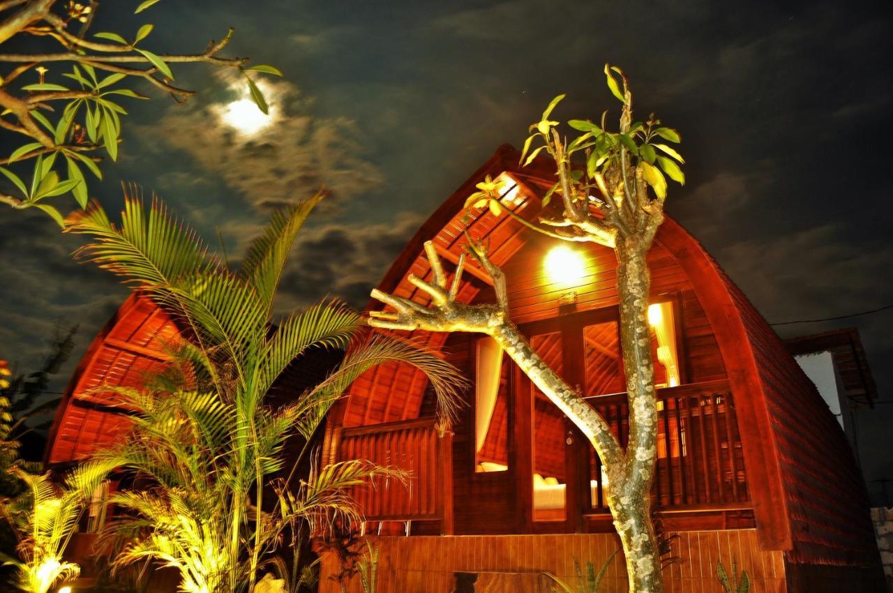 Setilas Bungalows Batununggul Dış mekan fotoğraf